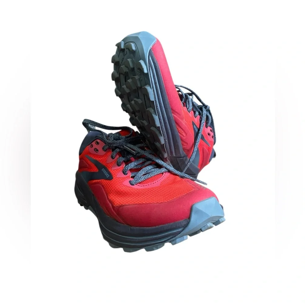 Brooks cascadia 16 trail running shoes bright red women’s size 9 - Picture 2 of 6